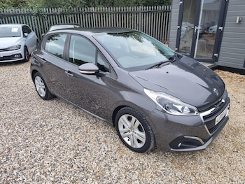 Used Peugeot 208 2019 for sale - 76227782: Photo