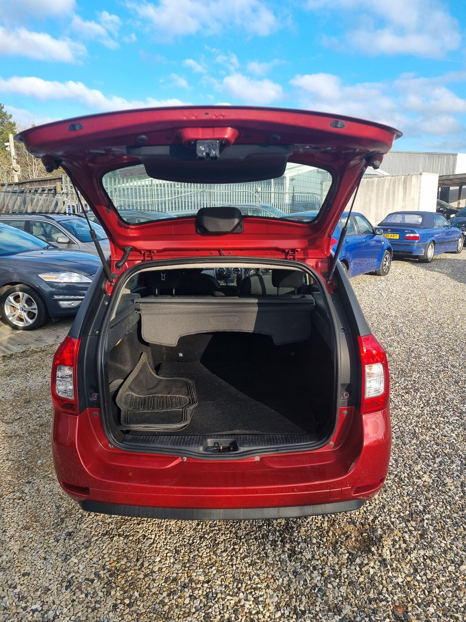 Used Dacia Logan MCV 2013 for sale - 77049699: Photo 8