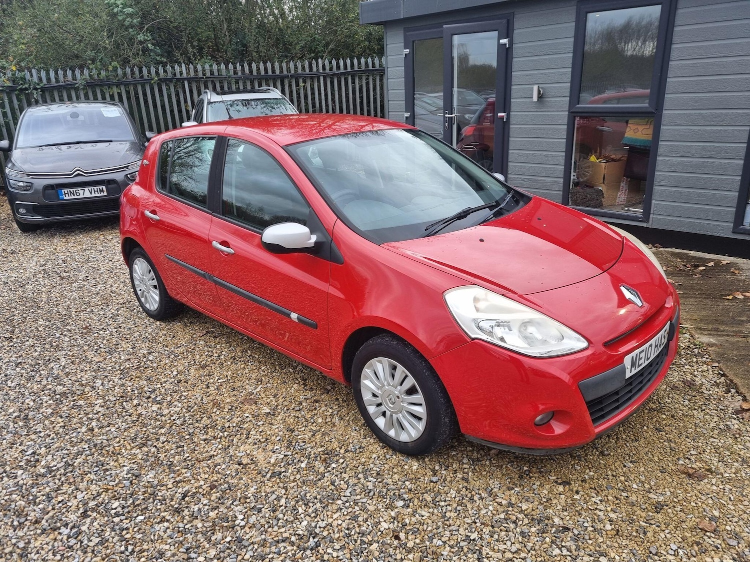 Used Renault Clio 2010 for sale - 76633884: Photo 1