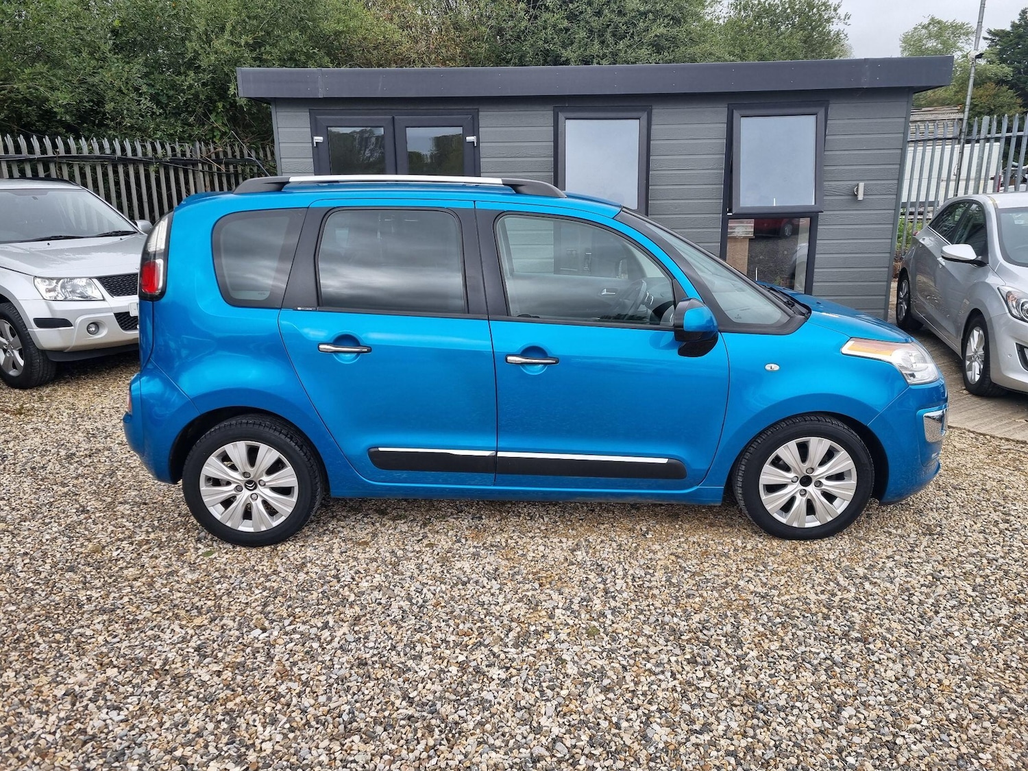 Vehicle 7