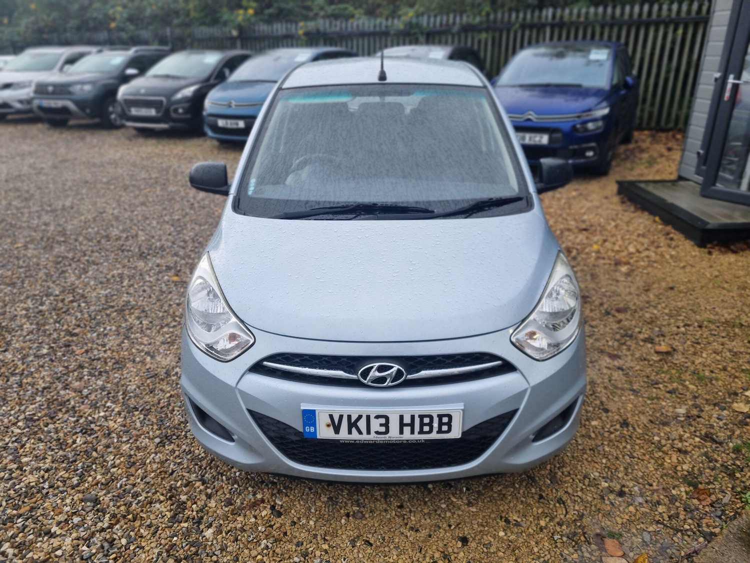 Used Hyundai i10 2013 for sale - 76549874: Photo 2