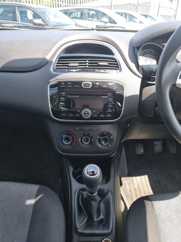 Used Fiat Punto 2016 for sale - 74958045: Photo 12