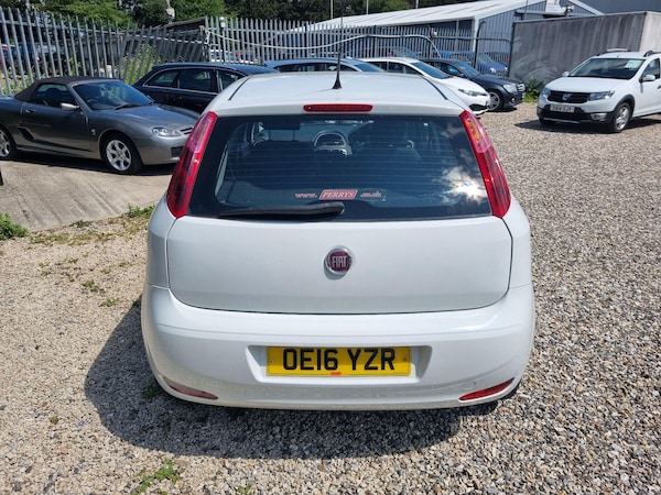 Used Fiat Punto 2016 for sale - 74958045: Photo 4