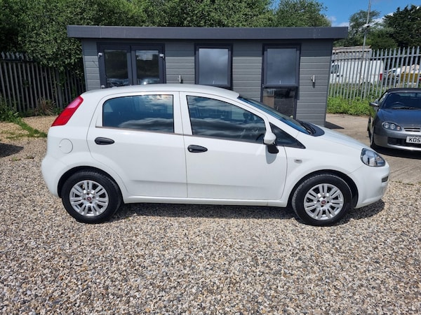 Used Fiat Punto 2016 for sale - 74958045: Photo 6