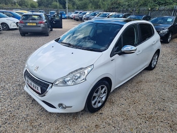 Used Peugeot 208 2014 for sale - 75719437: Photo