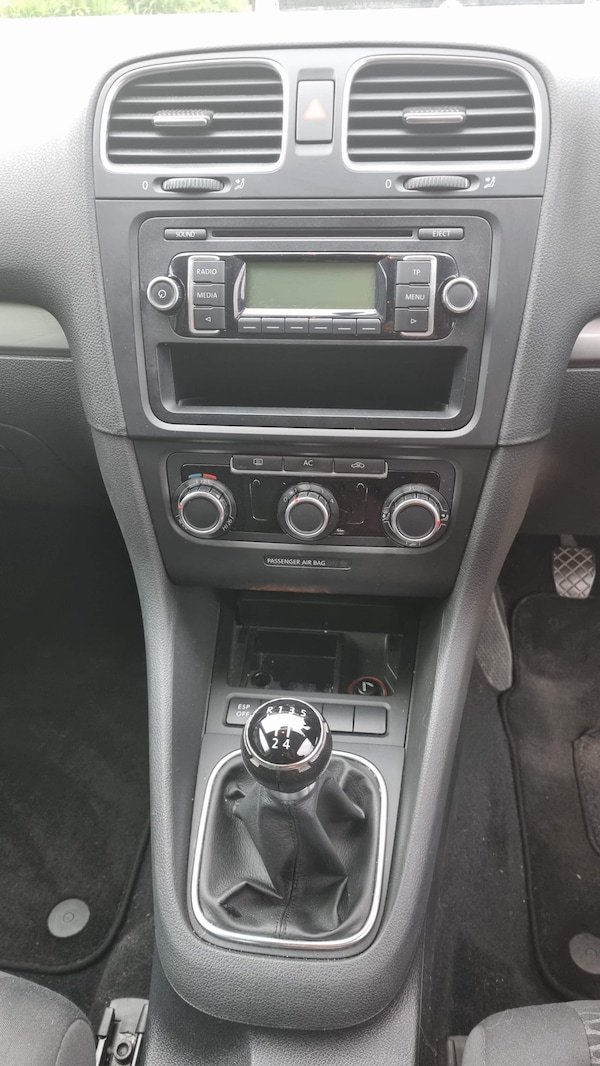 Used Volkswagen Golf 2009 for sale - 74900668: Photo 11