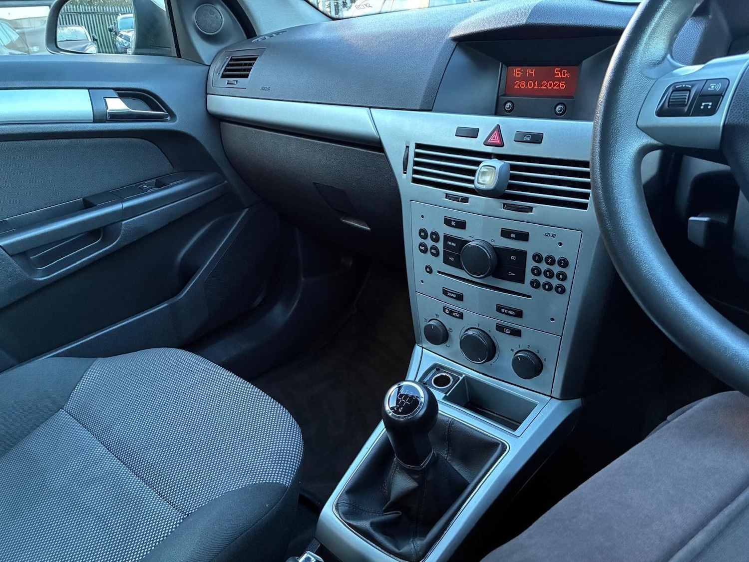 Used Vauxhall Astra 2009 for sale - 77387496: Photo 16