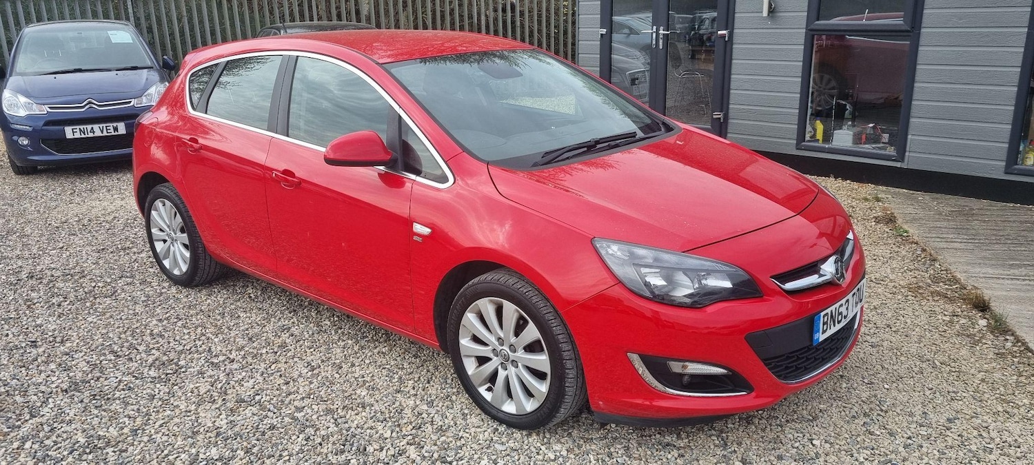 Used Vauxhall Astra 2013 for sale - 76715576: Photo 1