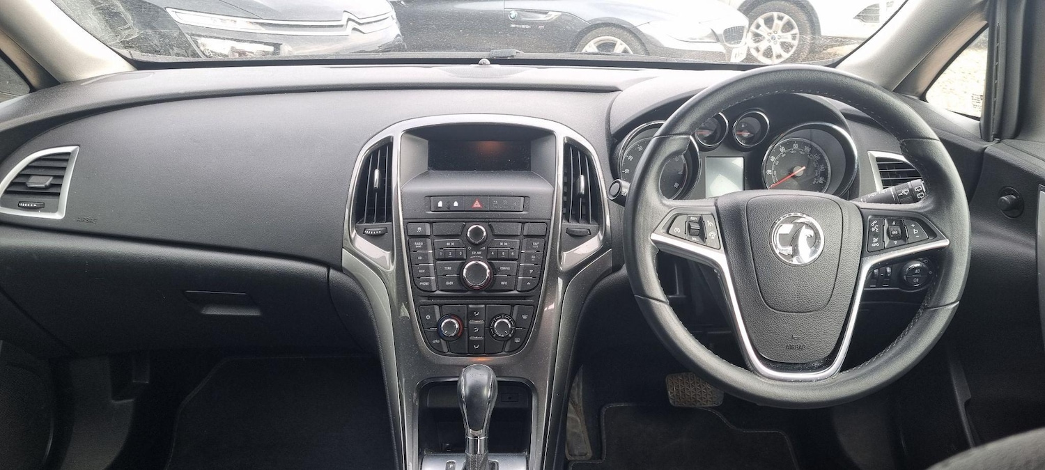 Used Vauxhall Astra 2013 for sale - 76715576: Photo 8