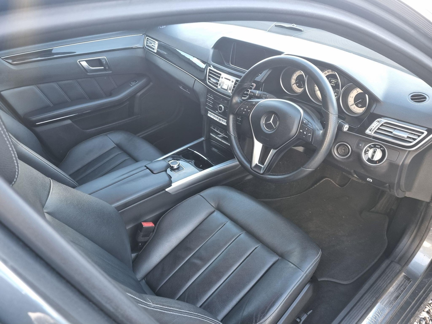 Used Mercedes-Benz E Class 2015 for sale - 77509836: Photo 10