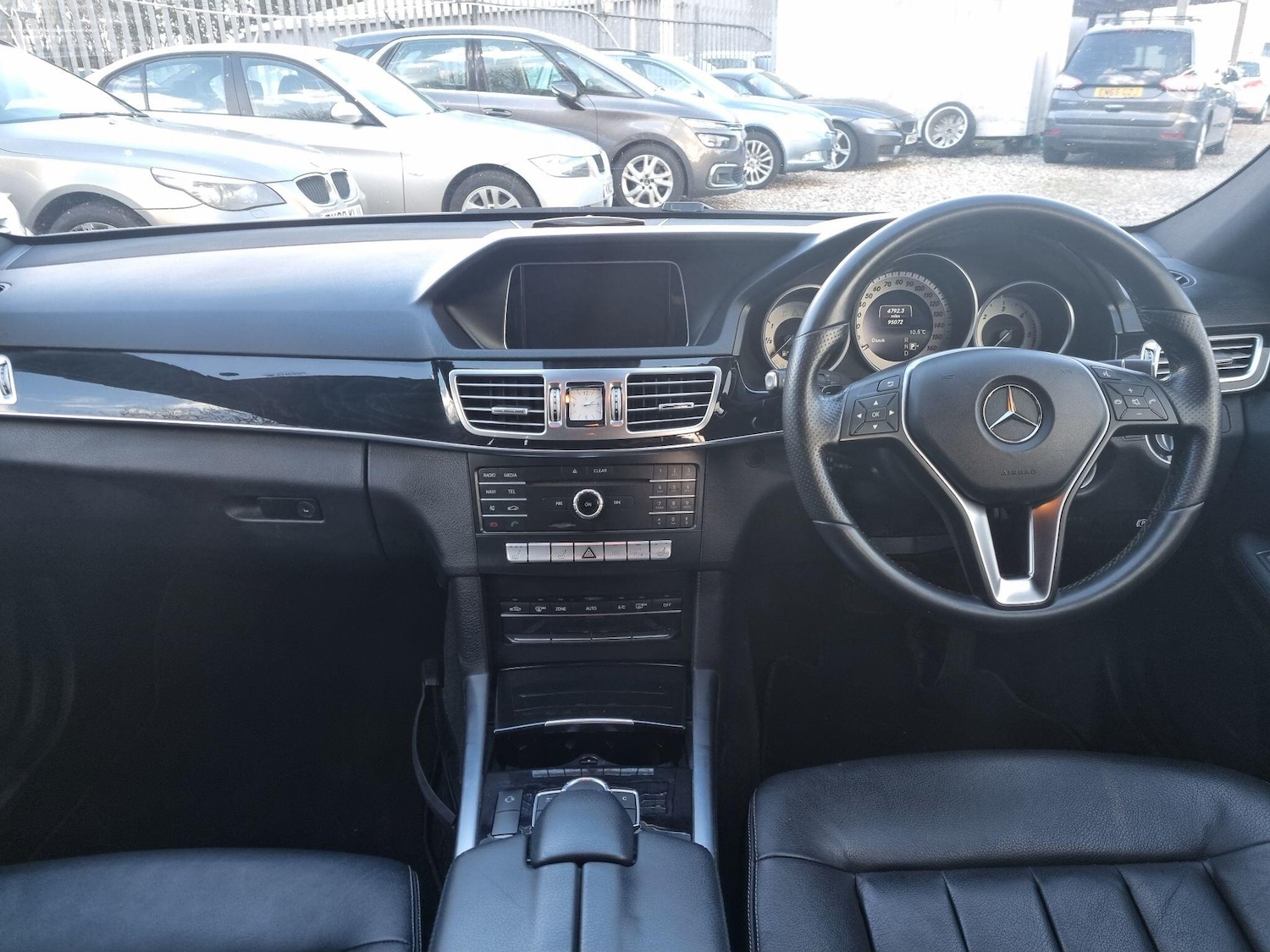 Used Mercedes-Benz E Class 2015 for sale - 77509836: Photo 13