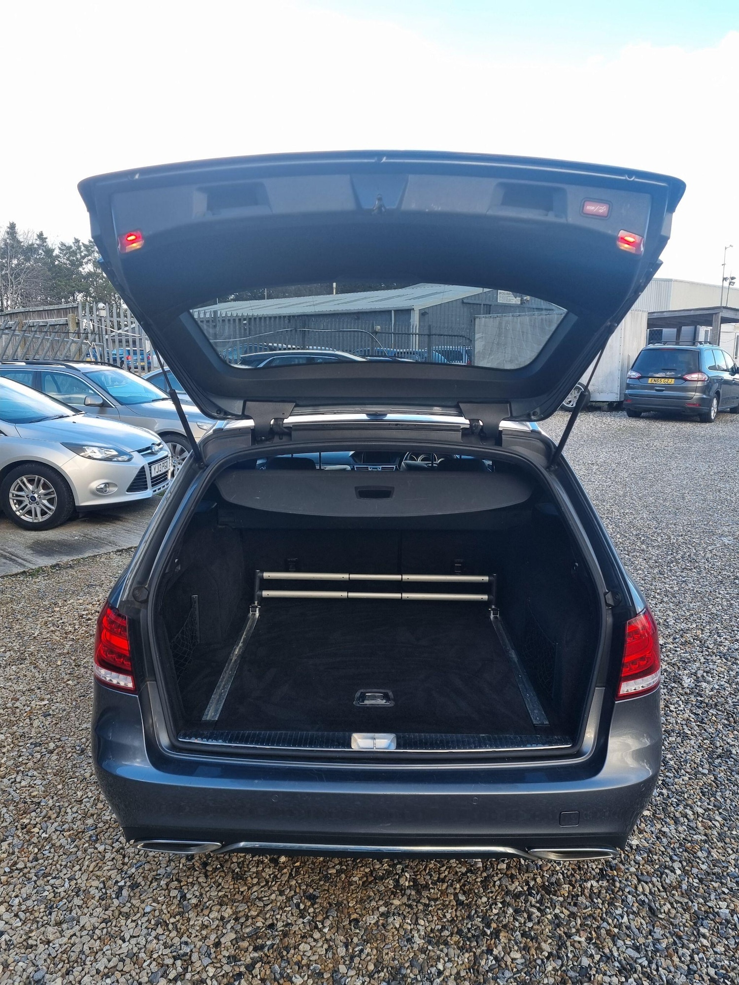 Used Mercedes-Benz E Class 2015 for sale - 77509836: Photo 8