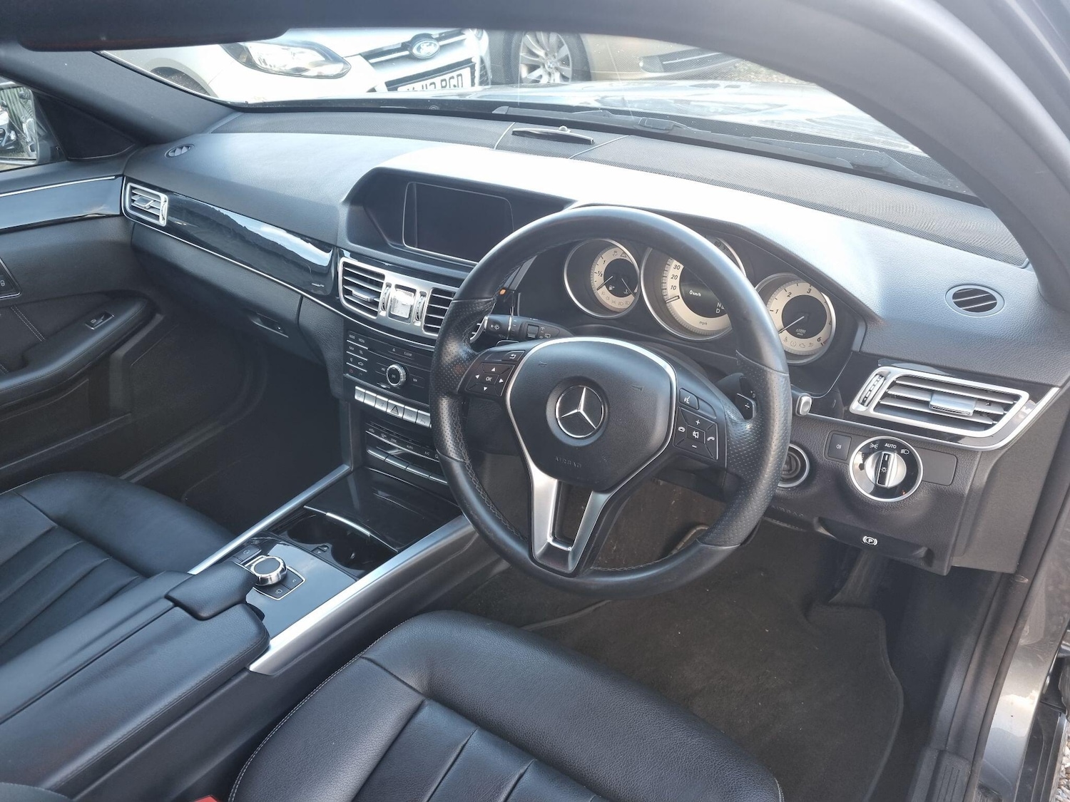 Used Mercedes-Benz E Class 2015 for sale - 77509836: Photo 9