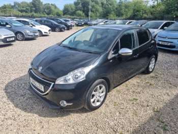 Used Peugeot 208 2015 for sale - 75033552: Photo