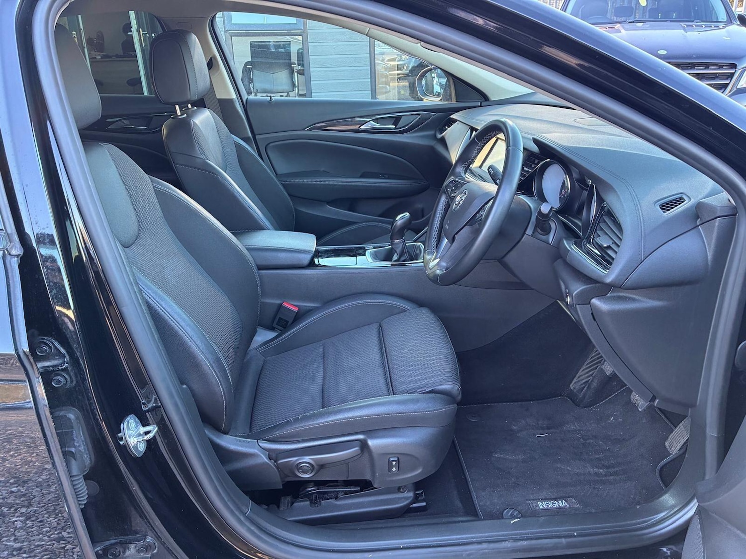 Used Vauxhall Insignia 2019 for sale - 77970269: Photo 10