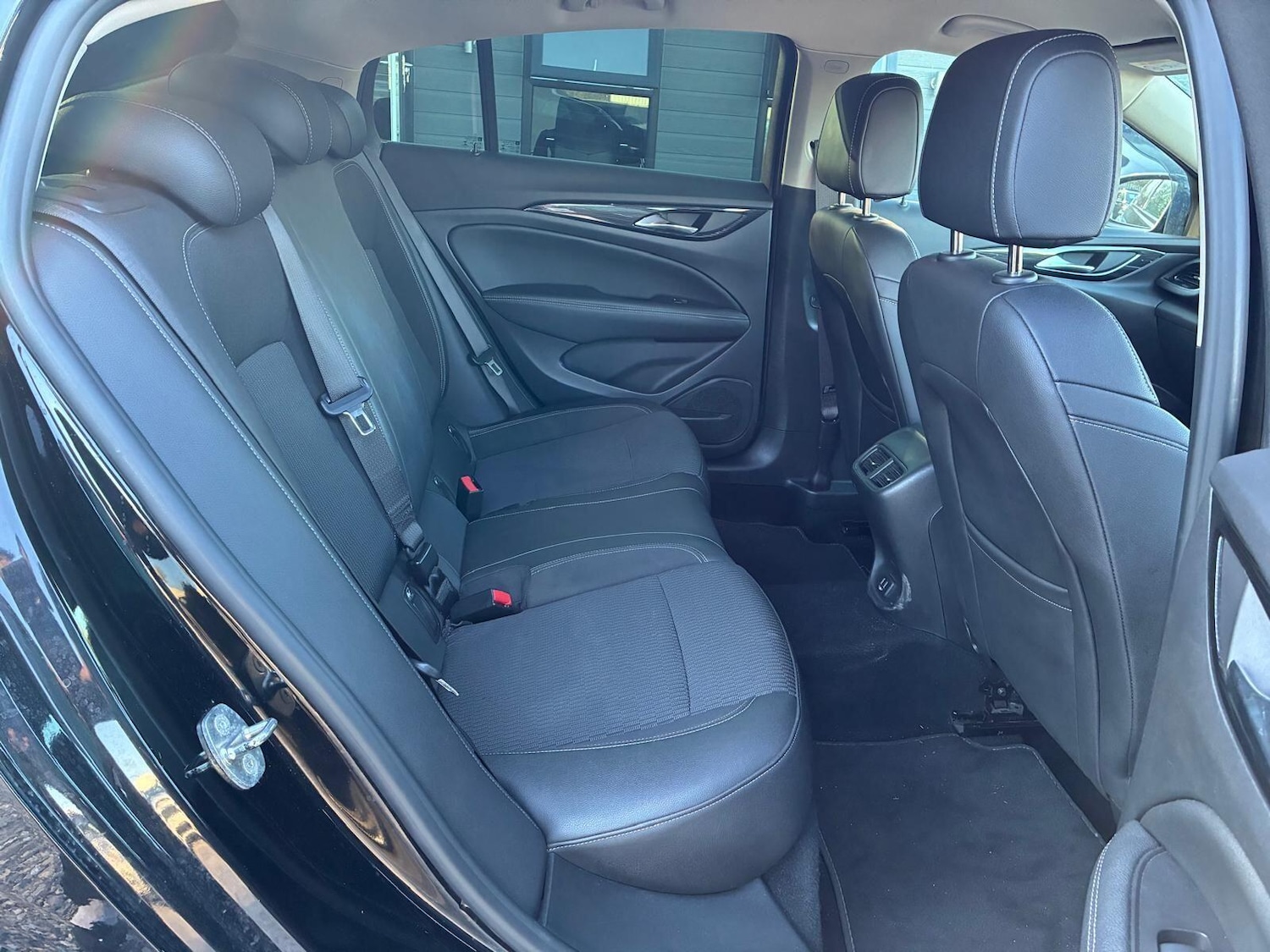 Used Vauxhall Insignia 2019 for sale - 77970269: Photo 11