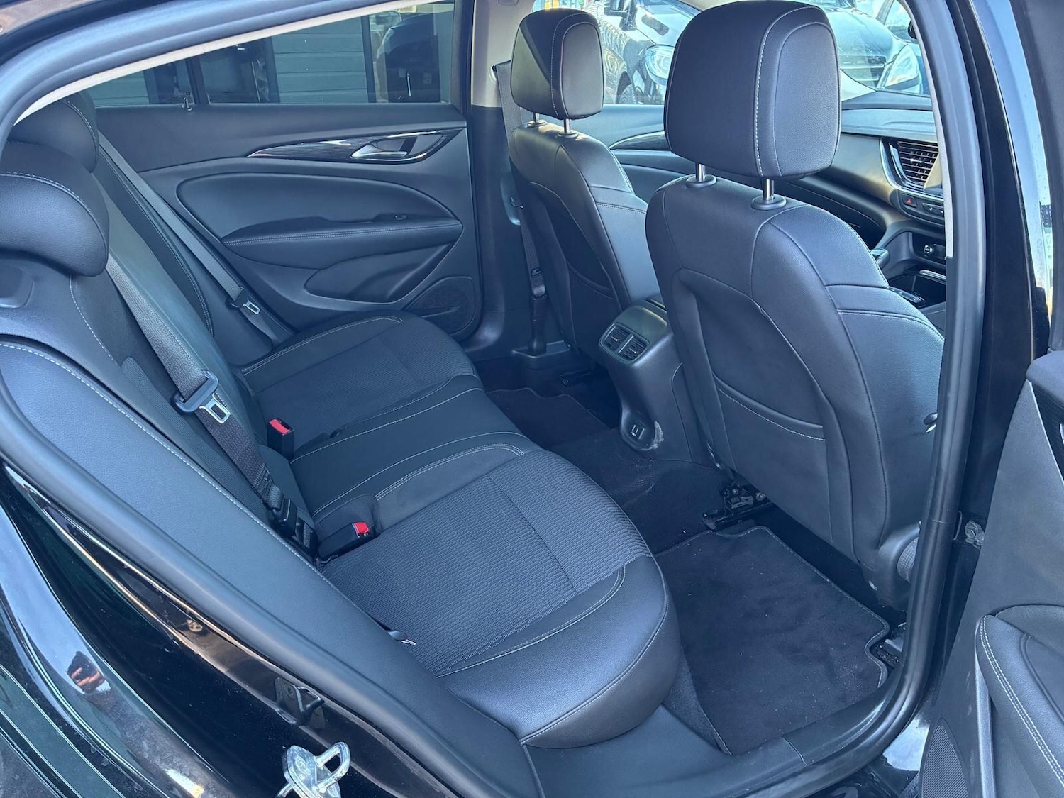 Used Vauxhall Insignia 2019 for sale - 77970269: Photo 12