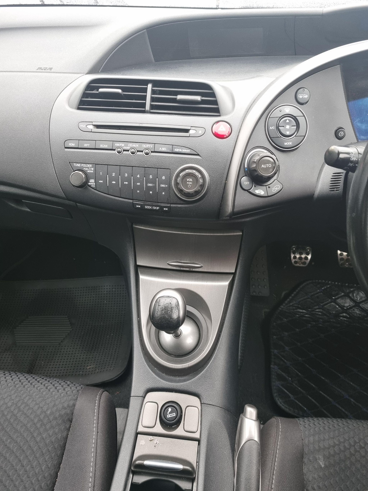 Used Honda Civic 2009 for sale - 76759698: Photo 14