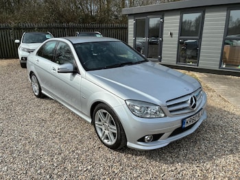 Used Mercedes-Benz C Class 2011 for sale - 77940171: Photo