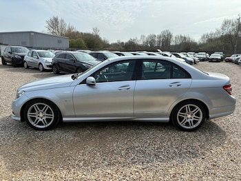 Used Mercedes-Benz C Class 2011 for sale - 77940171: Photo