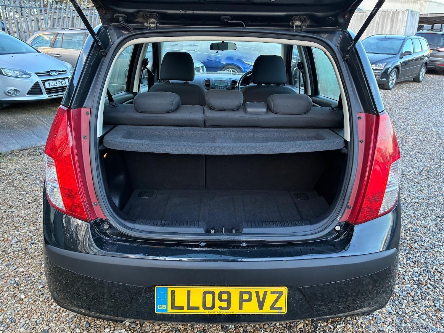 Used Hyundai i10 2009 for sale - 77190764: Photo 9