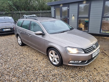 Volkswagen - Passat