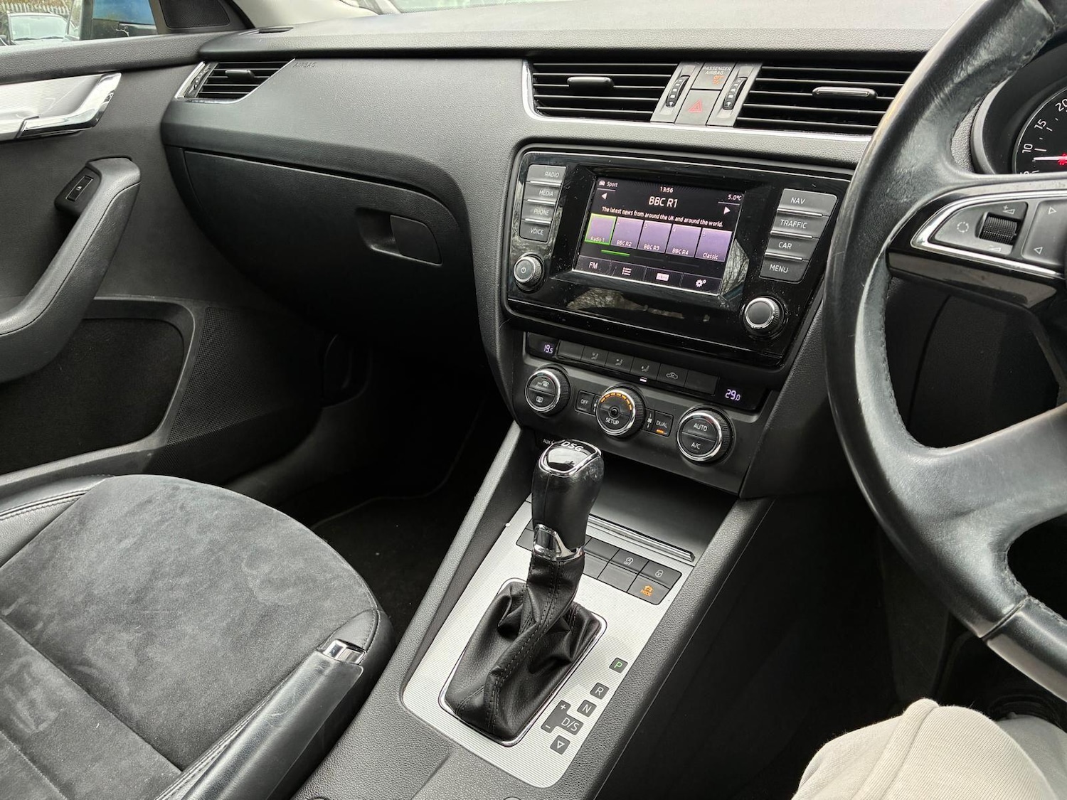 Used Skoda Octavia 2014 for sale - 77598114: Photo 14