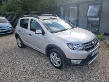 2013 (63) - 1.5 dCi Laureate Euro 5 5dr