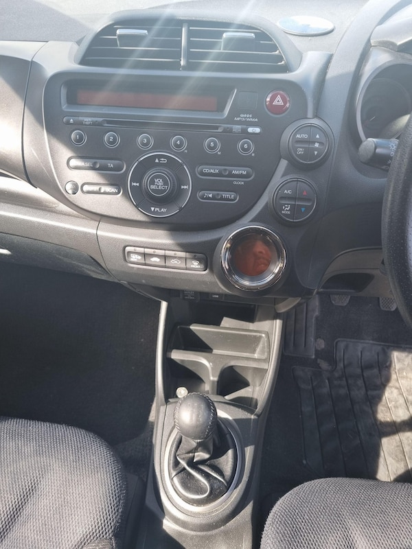 Used Honda Jazz 2014 for sale - 74900678: Photo 11