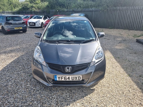 Used Honda Jazz 2014 for sale - 74900678: Photo 2