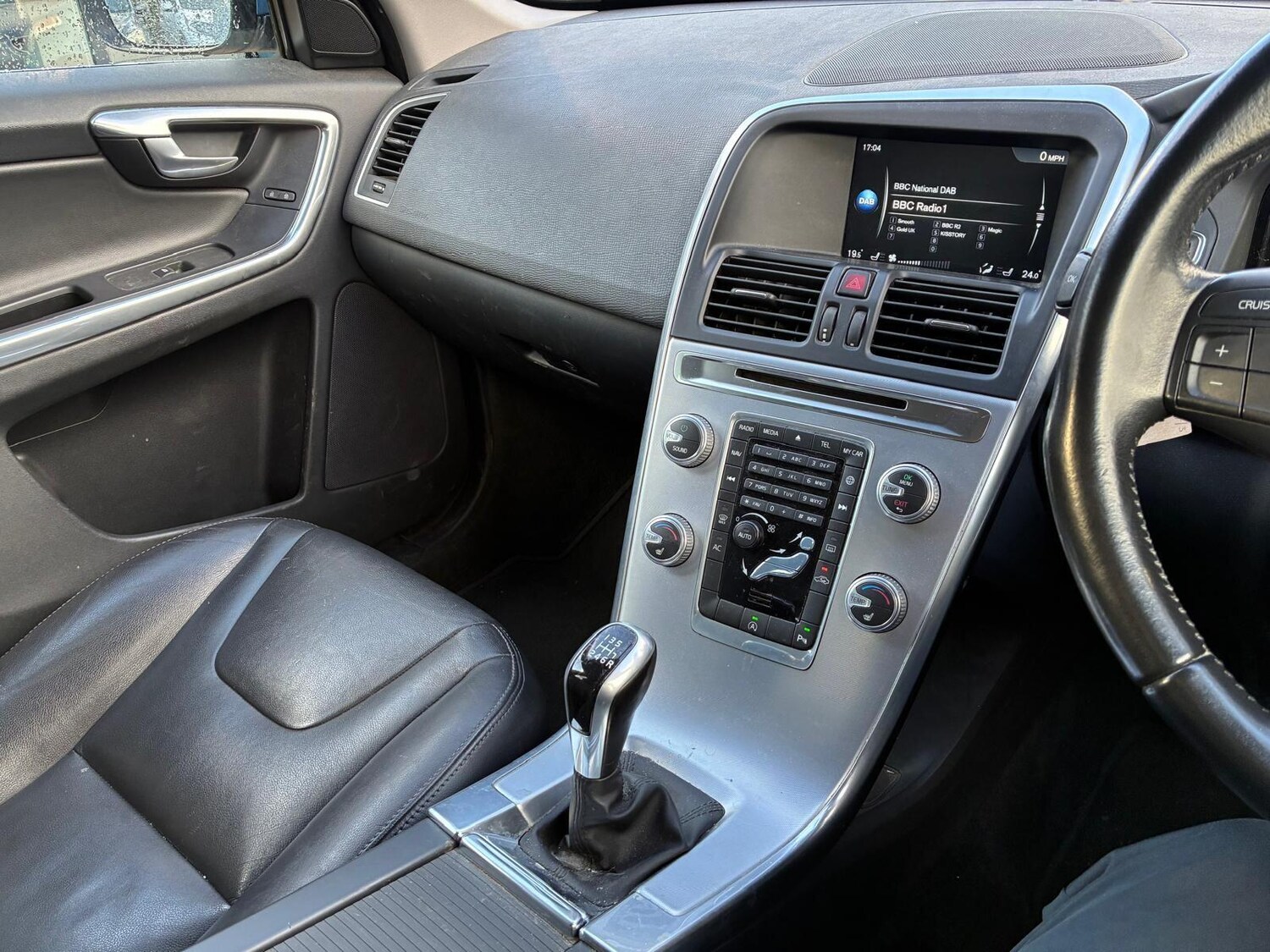 Used Volvo XC60 2016 for sale - 78007296: Photo 17