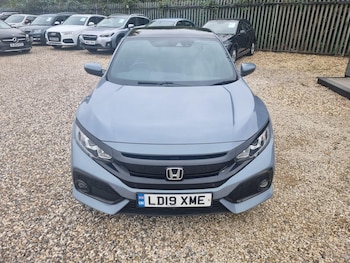 Used Honda Civic 2019 for sale - 76238973: Photo