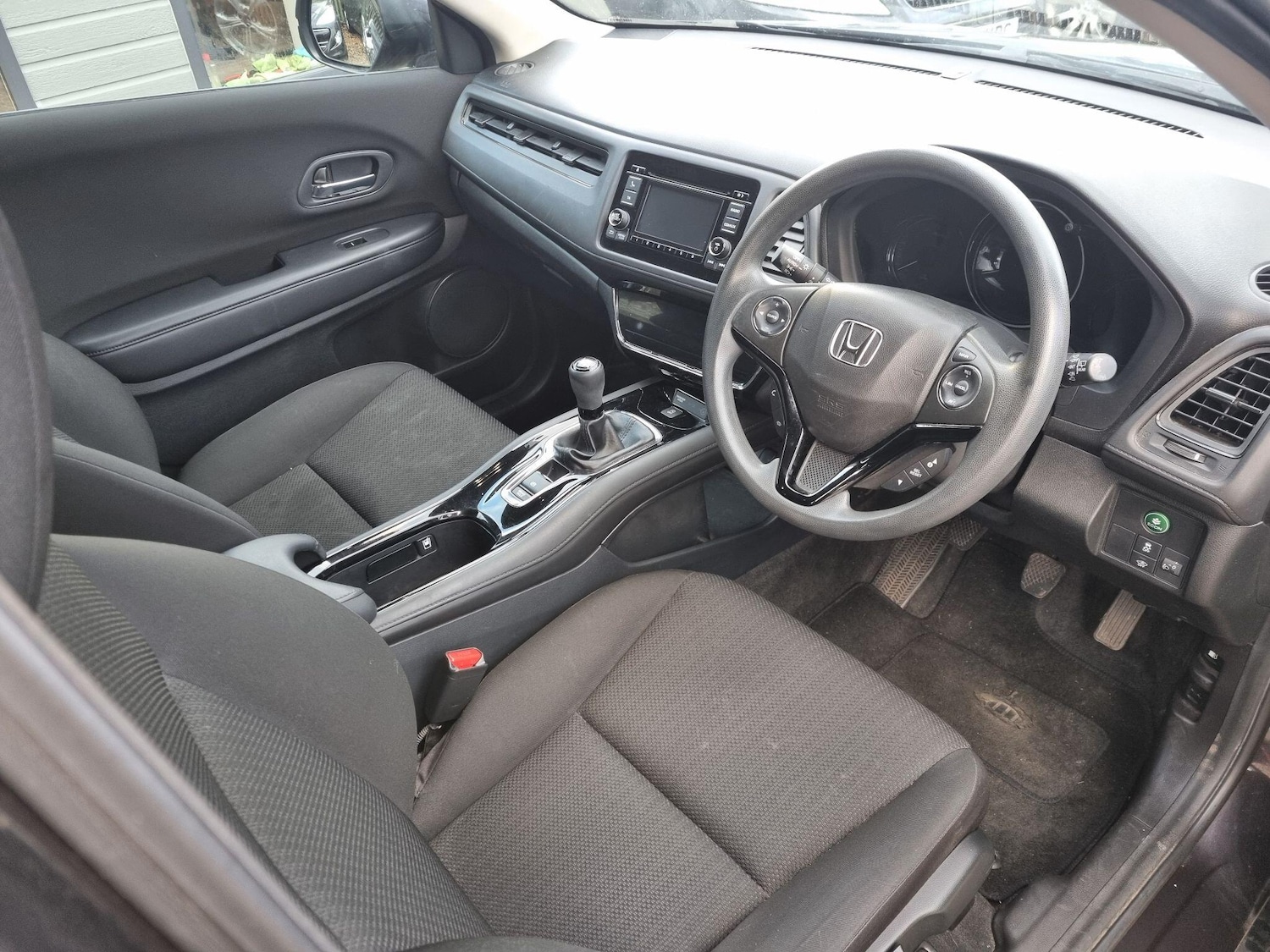 Used Honda HR-V 2016 for sale - 76913169: Photo 8