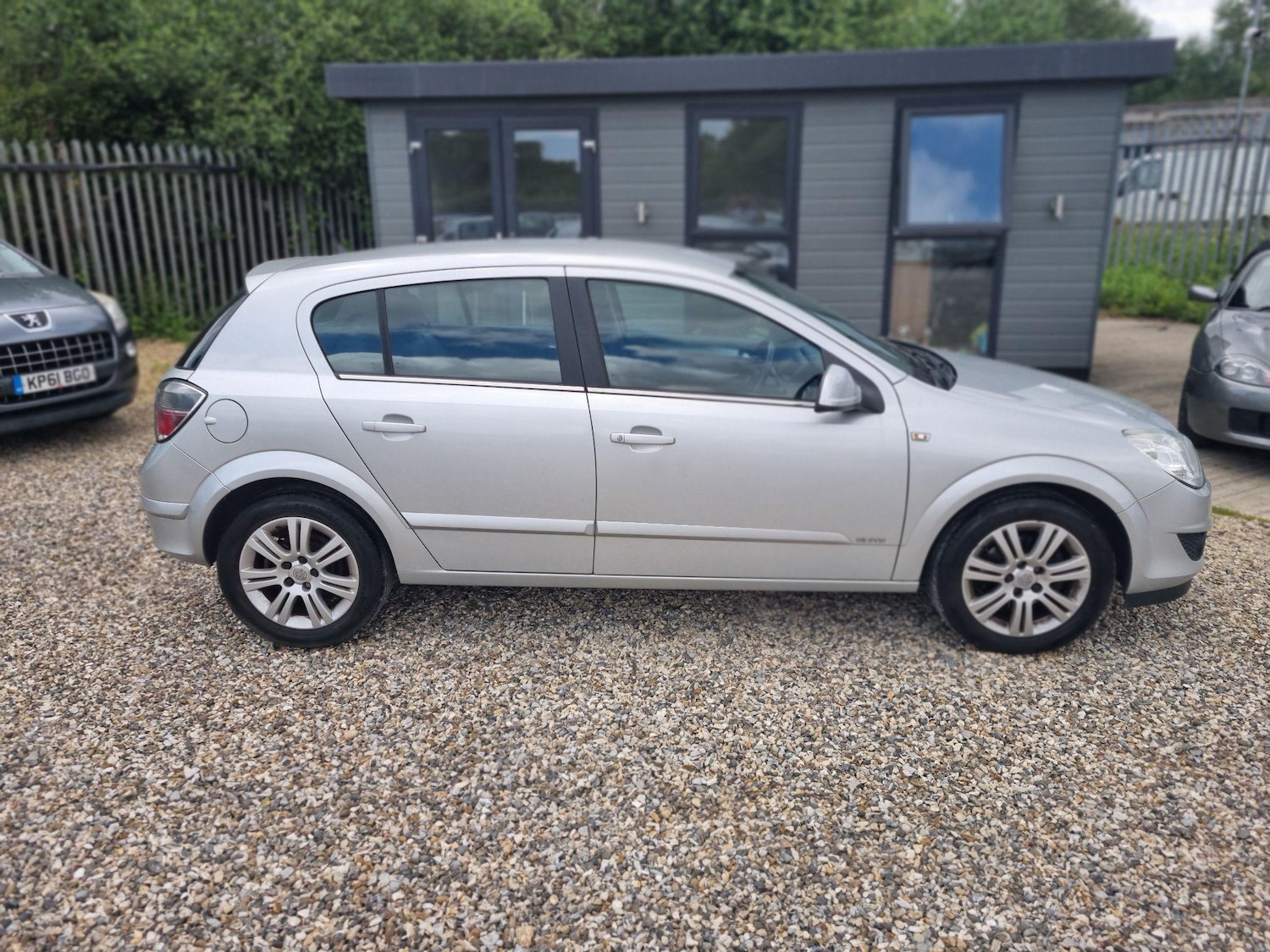 Used Vauxhall Astra 2009 for sale - 76667438: Photo 7