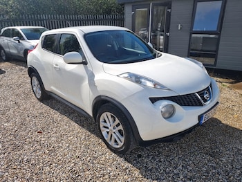 2013 (13) - 1.6 Acenta Premium CVT Euro 5 5dr