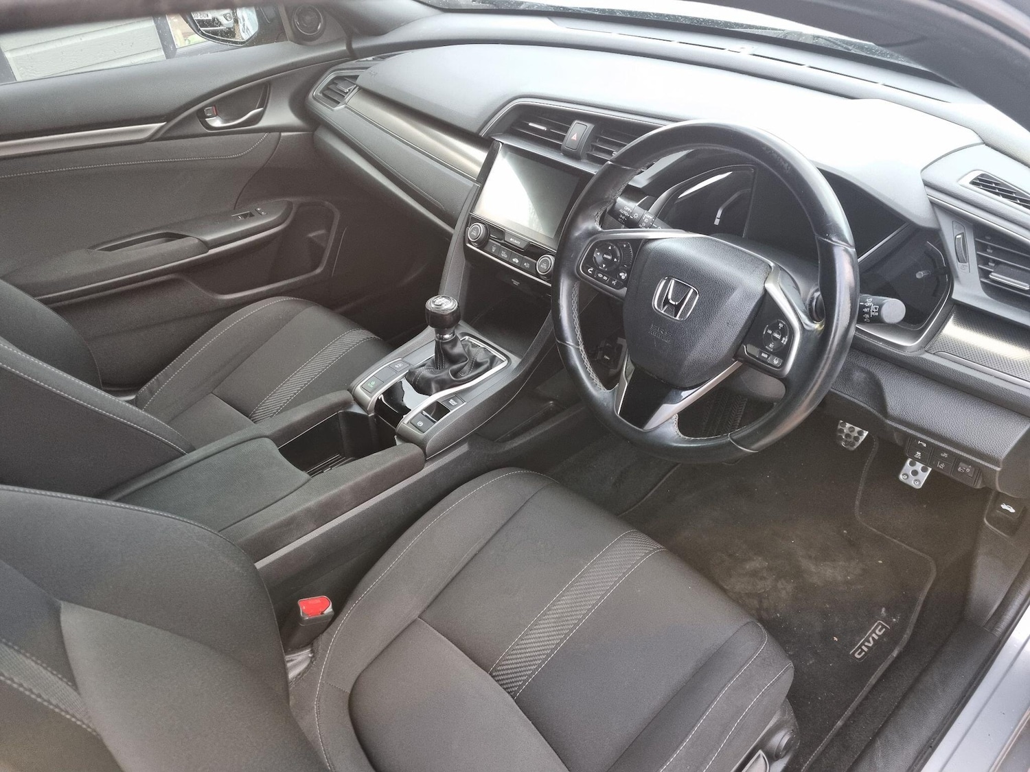 Used Honda Civic 2017 for sale - 76550694: Photo 10