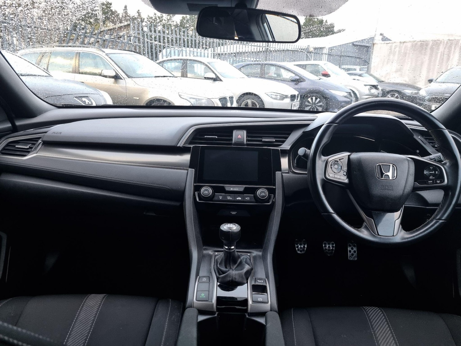 Used Honda Civic 2017 for sale - 76550694: Photo 13