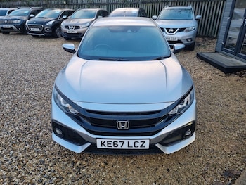 Used Honda Civic 2017 for sale - 76550694: Photo