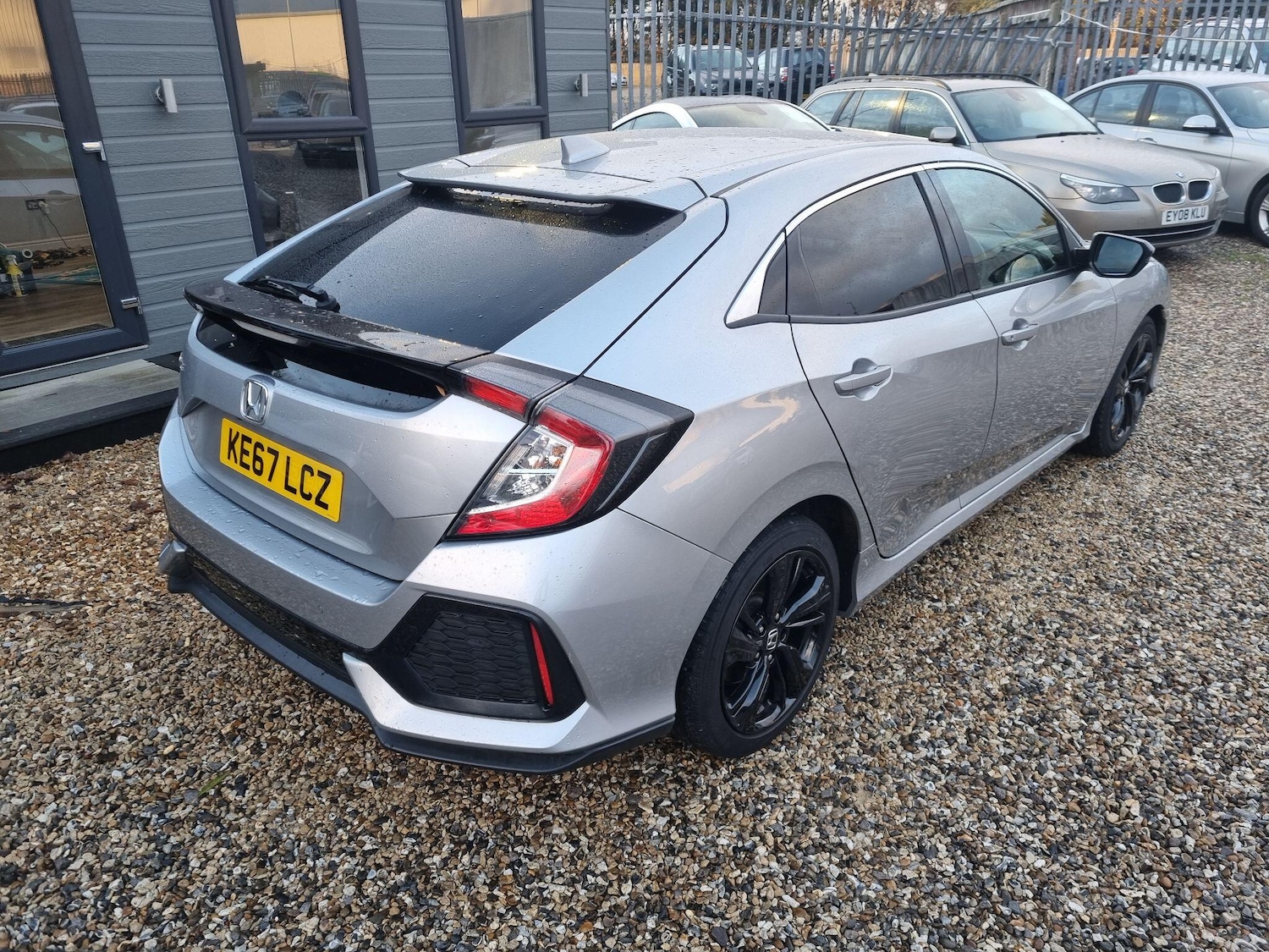 Used Honda Civic 2017 for sale - 76550694: Photo 6