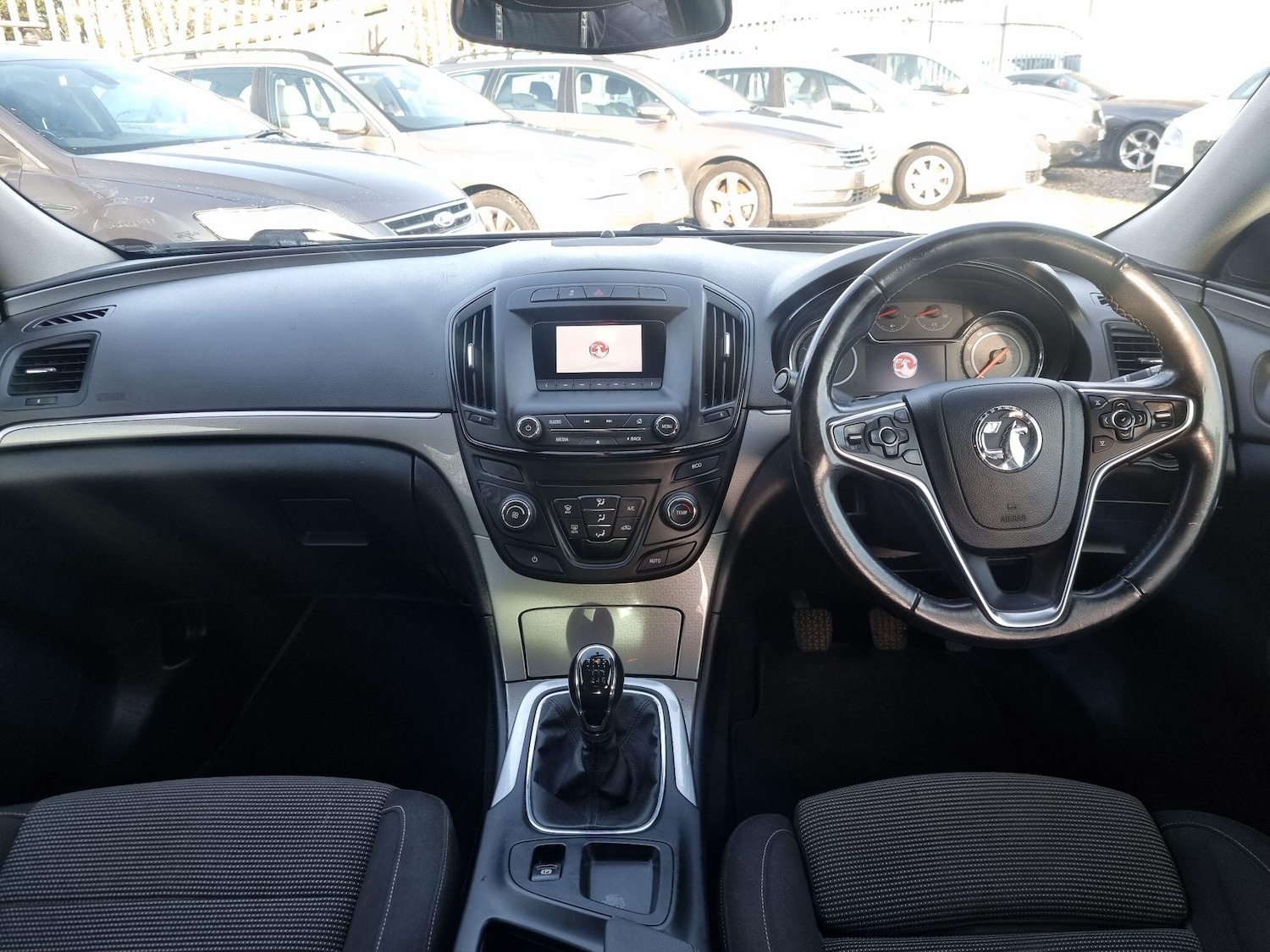 Used Vauxhall Insignia 2015 for sale - 76976888: Photo 12