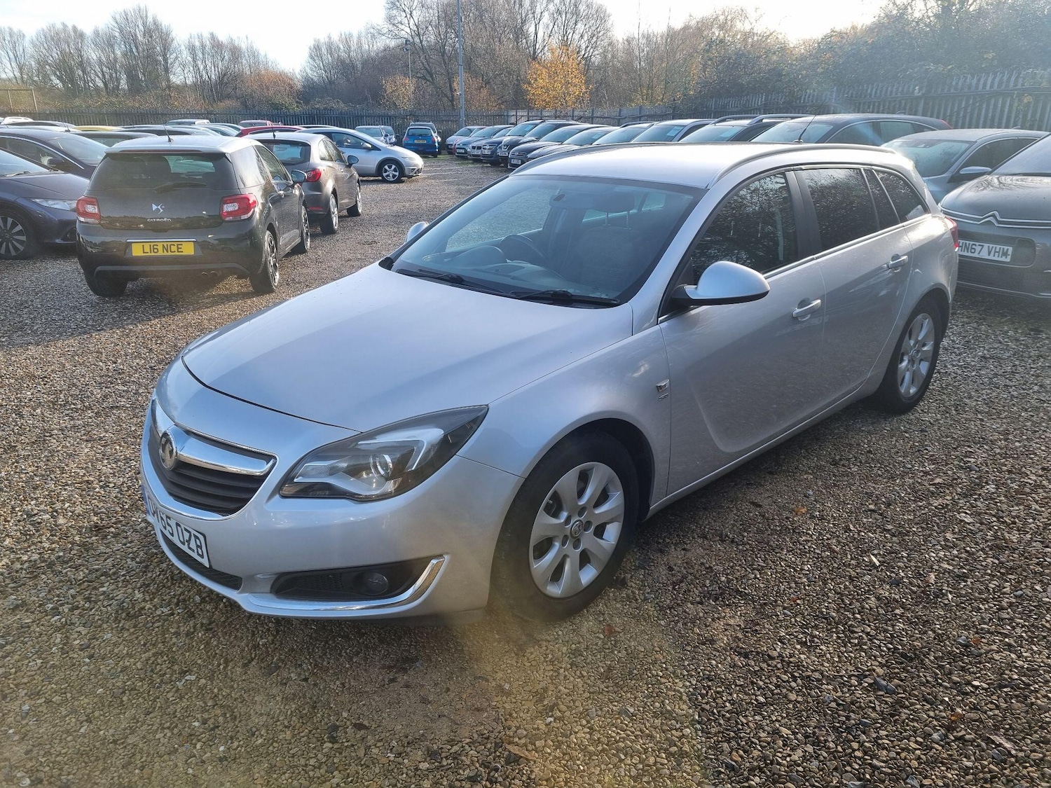 Used Vauxhall Insignia 2015 for sale - 76976888: Photo 3
