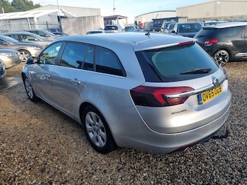 Used Vauxhall Insignia 2015 for sale - 76976888: Photo
