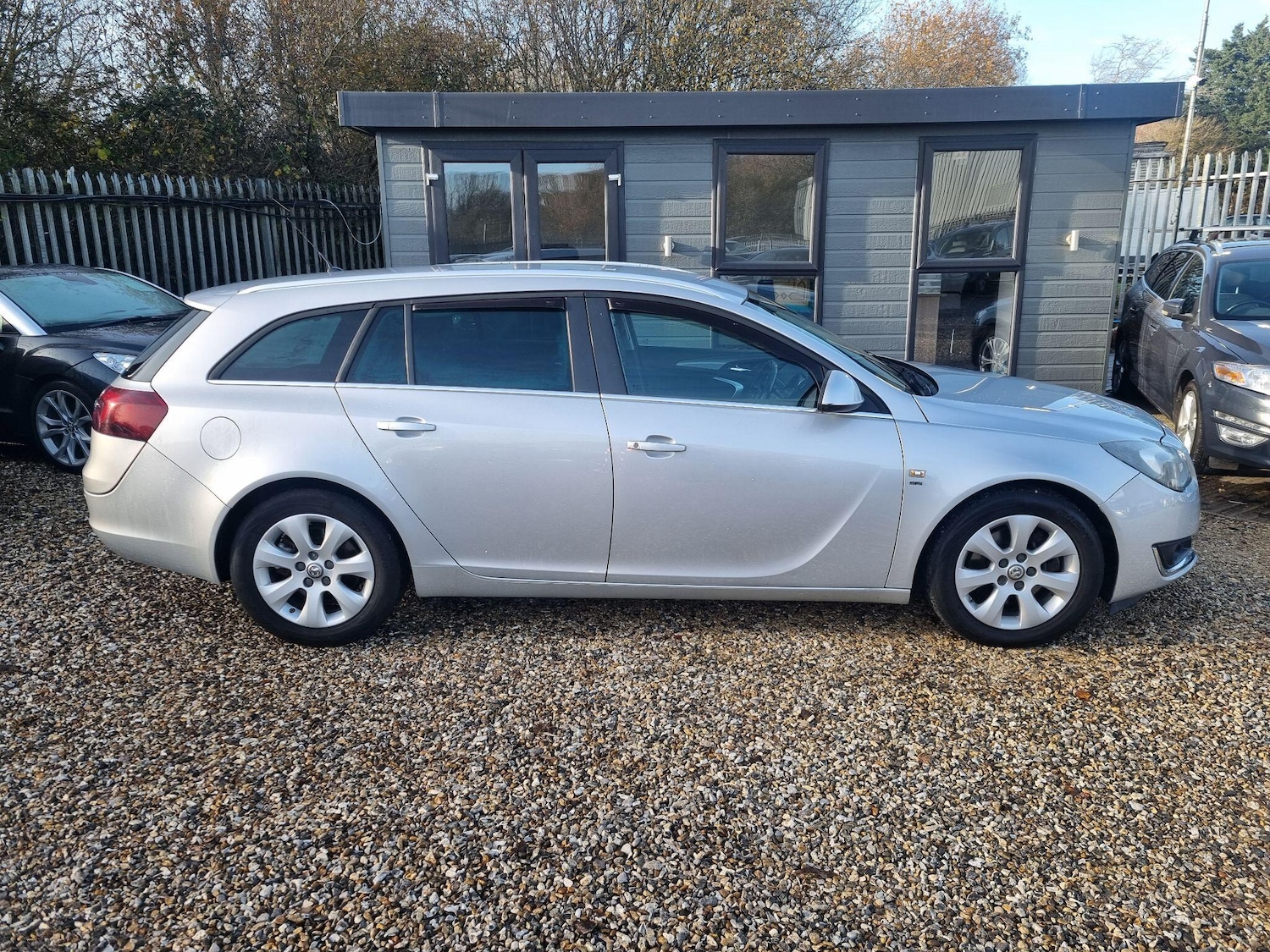 Used Vauxhall Insignia 2015 for sale - 76976888: Photo 7