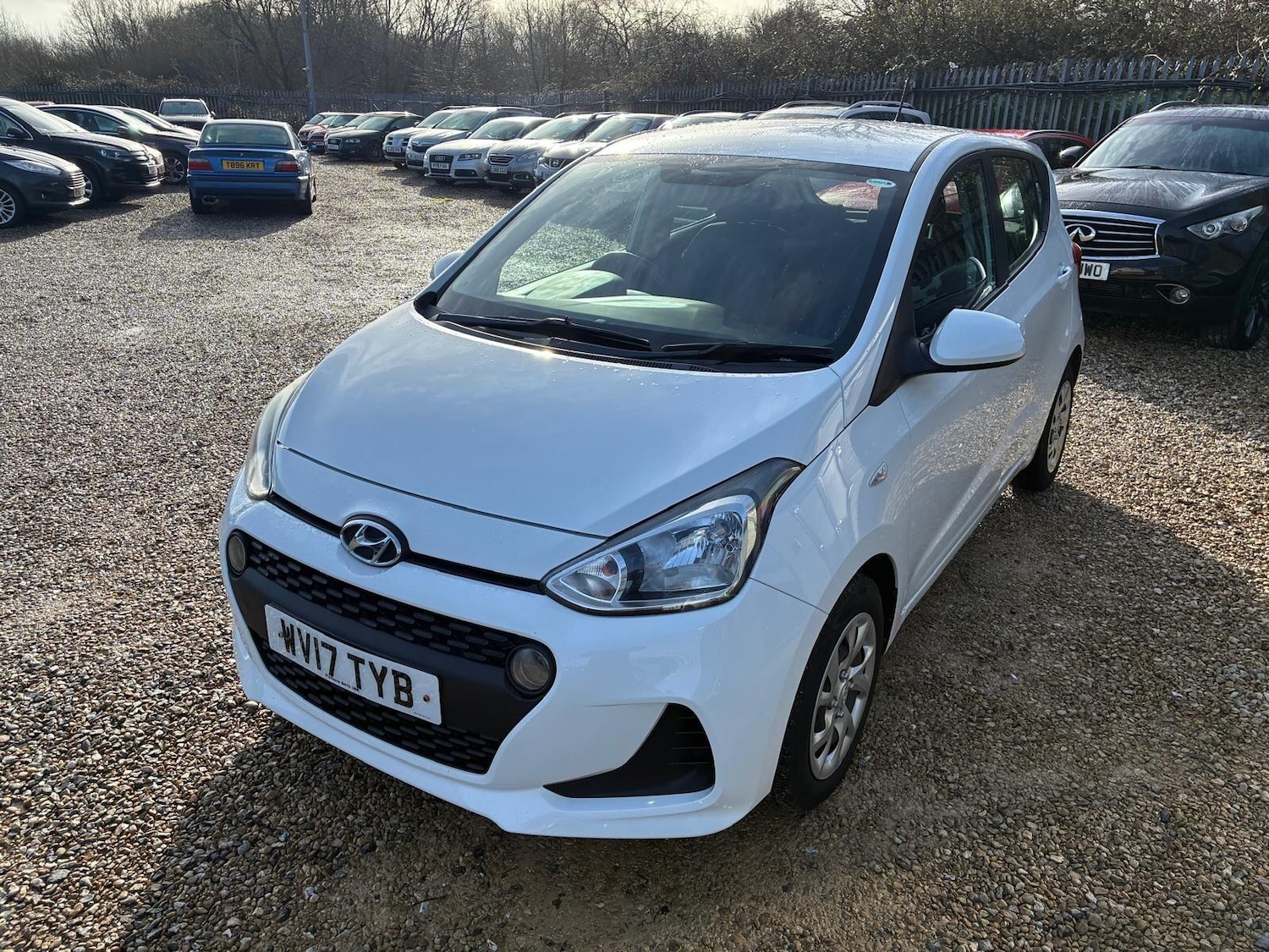 Used Hyundai i10 2017 for sale - 77314788: Photo 3