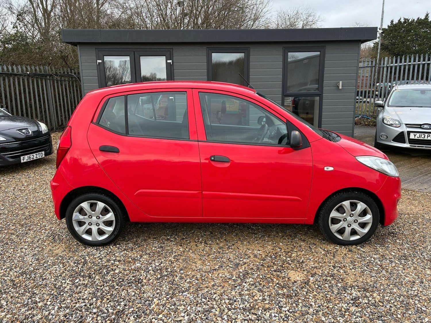 Used Hyundai i10 2013 for sale - 77396006: Photo 7