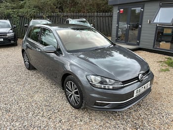 Used Volkswagen Golf 2017 for sale - 79808056: Photo