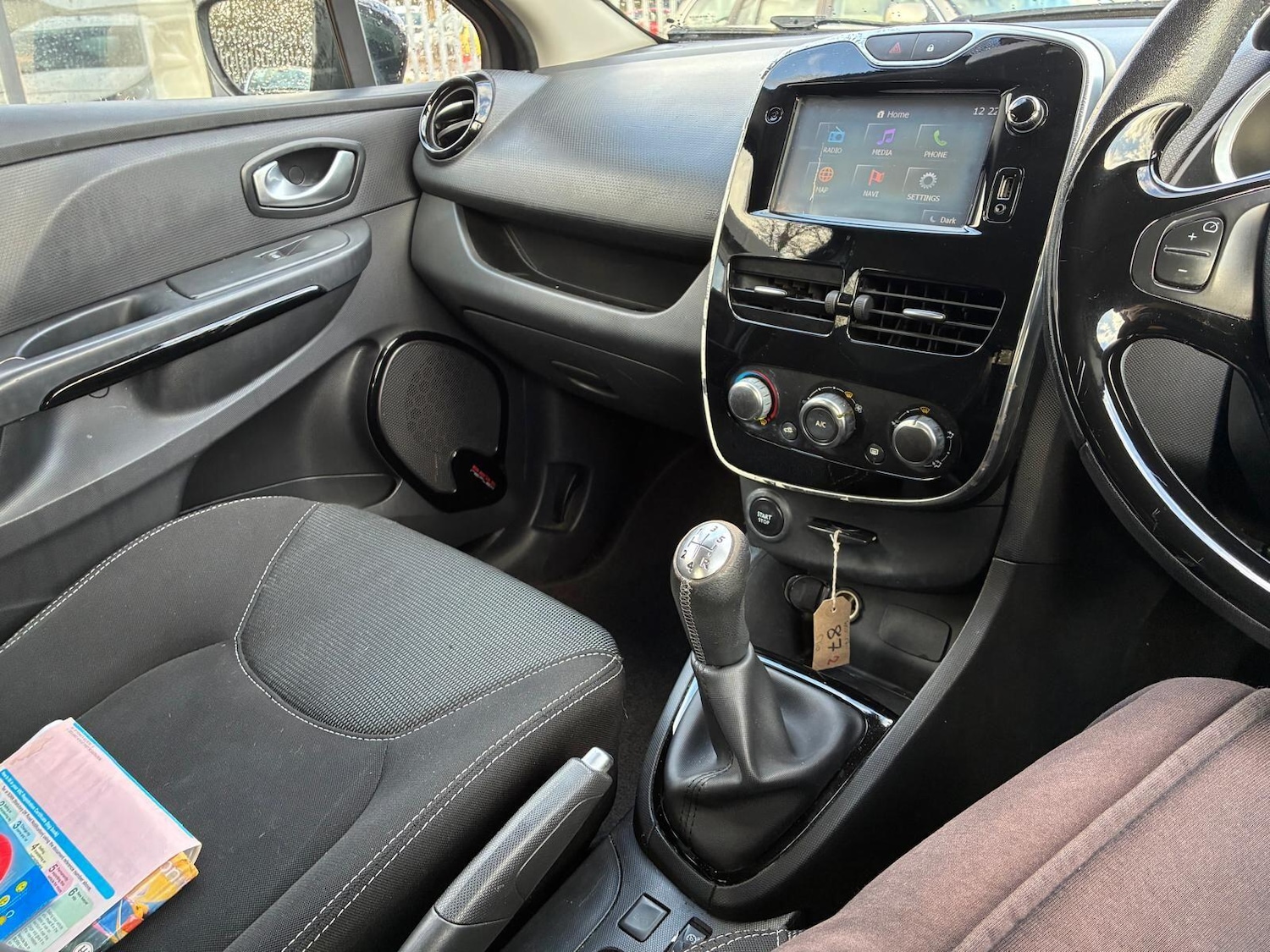 Used Renault Clio for sale - 77304986: Photo 13