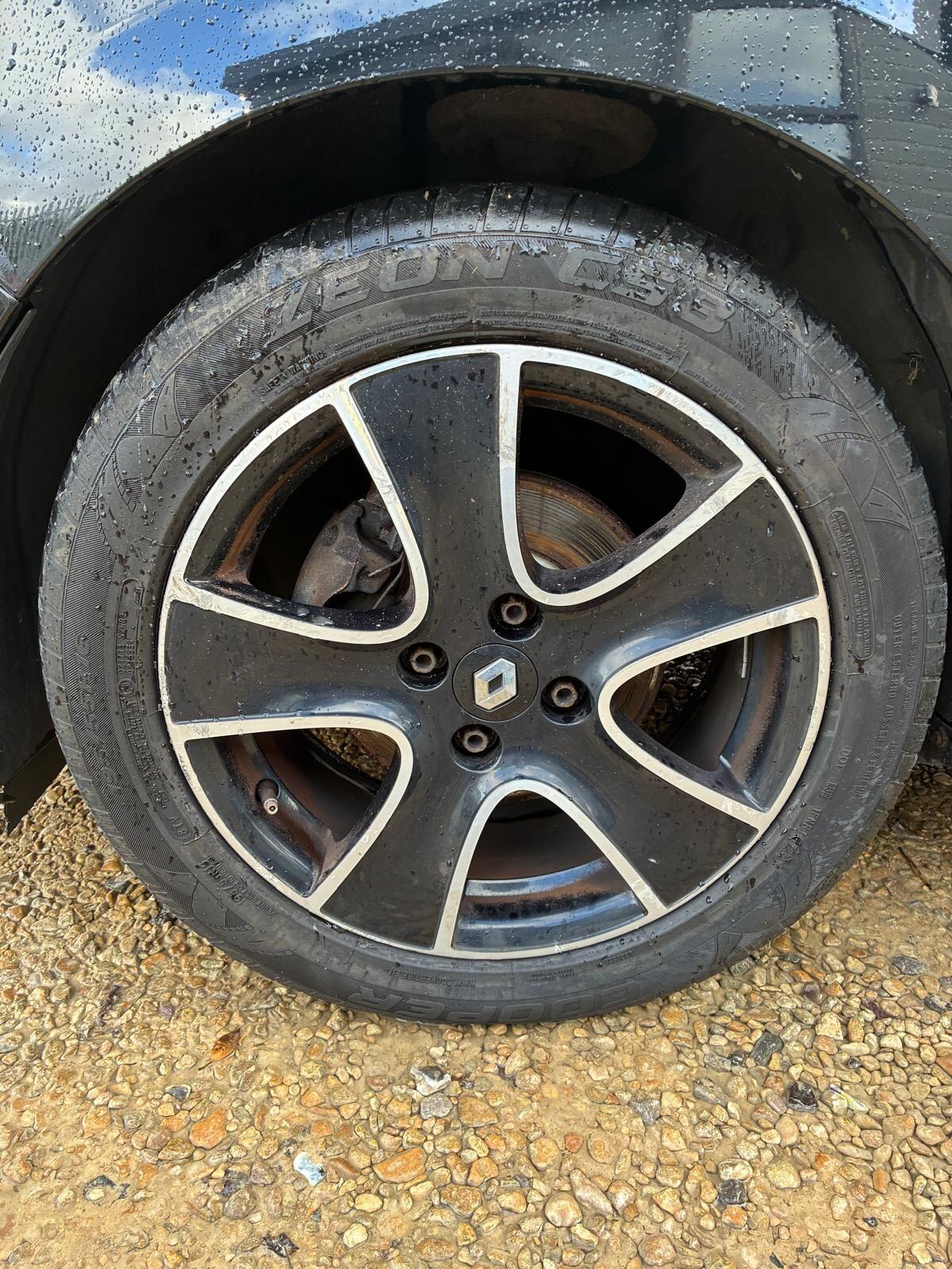 Used Renault Clio for sale - 77304986: Photo 16