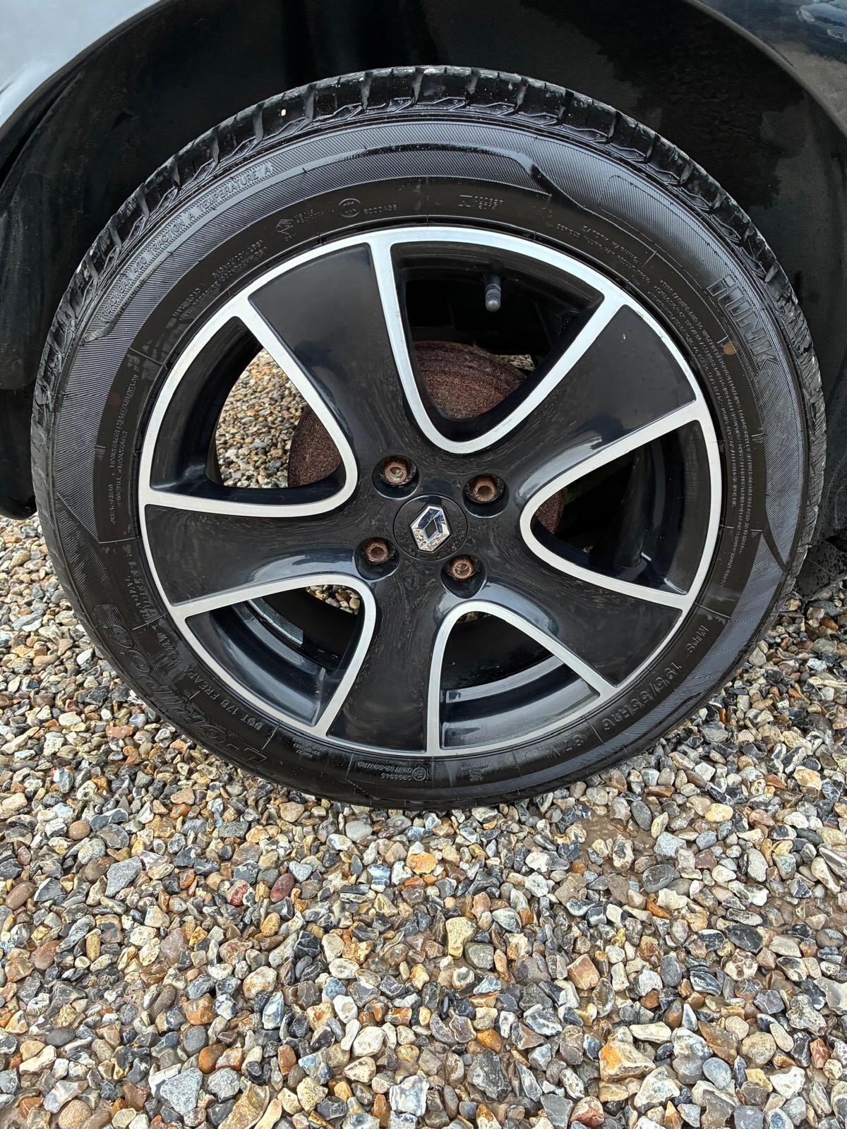 Used Renault Clio 2015 for sale - 77304986: Photo 20