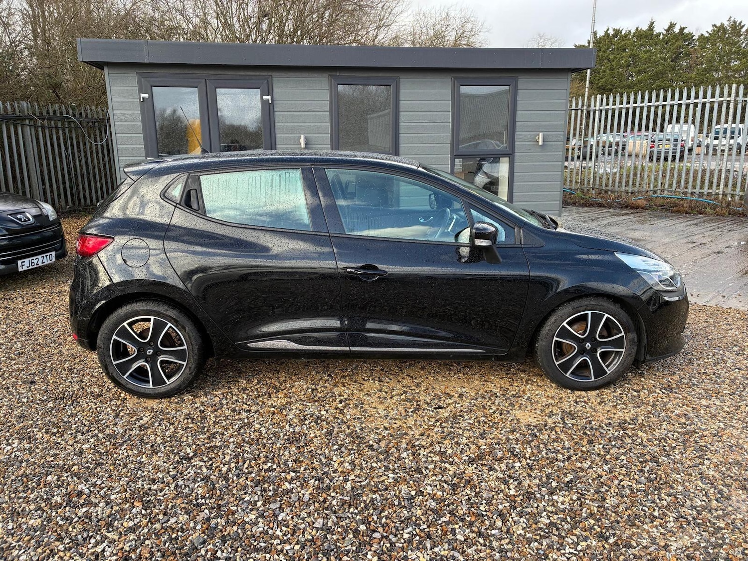 Used Renault Clio for sale - 77304986: Photo 7